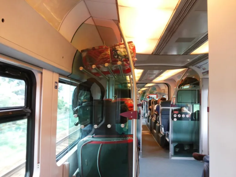 Naik Kereta Atau Bus Dari Bandara KLIA dan KLIA2 ke Kuala Lumpur Naik Kereta Atau Bus Dari Bandara KLIA dan KLIA2 ke Kuala Lumpur