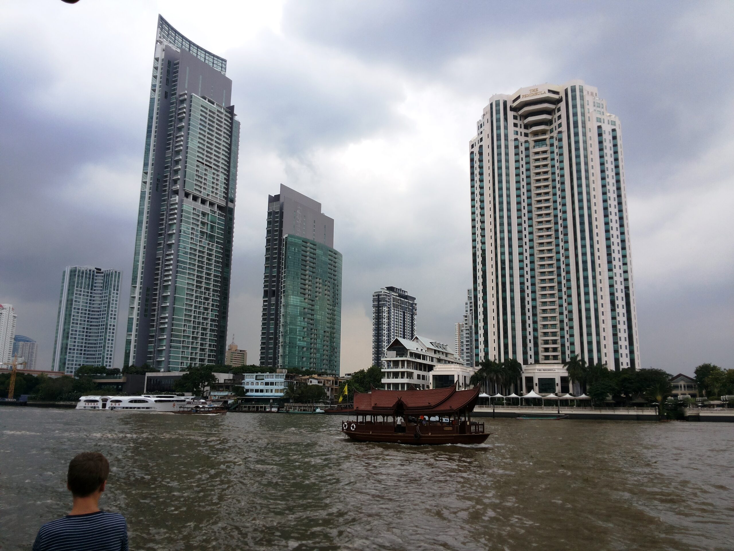 Wisata Murah di Bangkok, Naik Chao Phraya Tourist Boat Wisata Murah di Bangkok, Naik Chao Phraya Tourist Boat