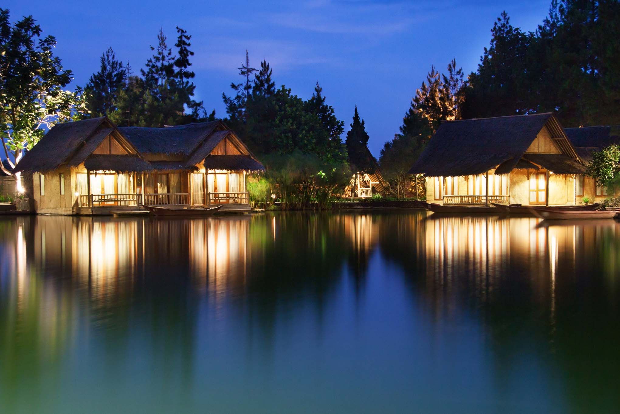 5 Tempat Wisata Cantik Untuk Bulan Madu Di Indonesia 5 Tempat Wisata Cantik Untuk Bulan Madu Di Indonesia