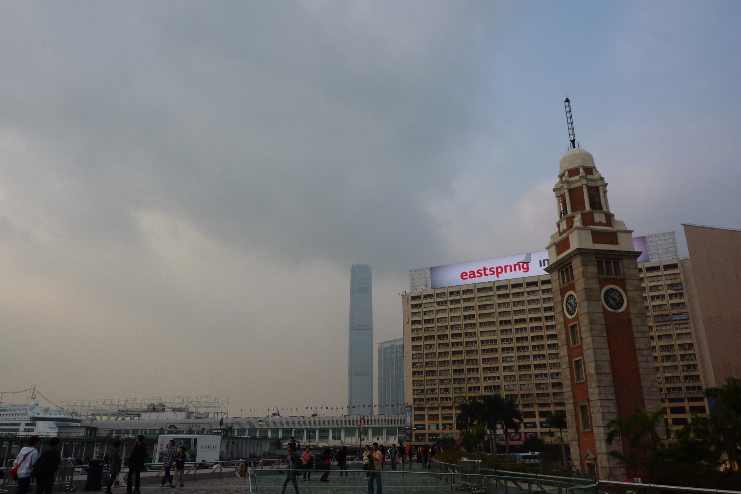 Di Hong Kong, Pakai SIM Card China Mobile Rekanan