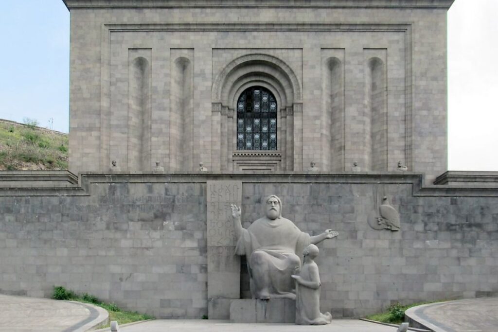 4. Museum Manuskrip Kuno Matenadaran