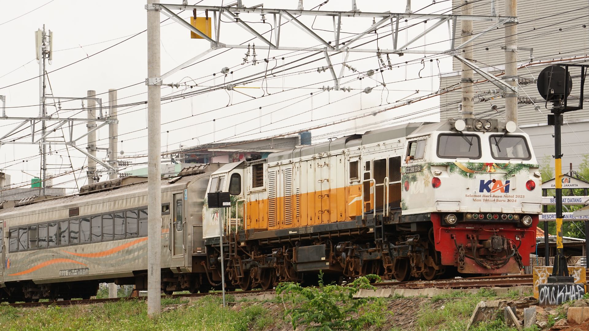 Argo Parahyangan Train