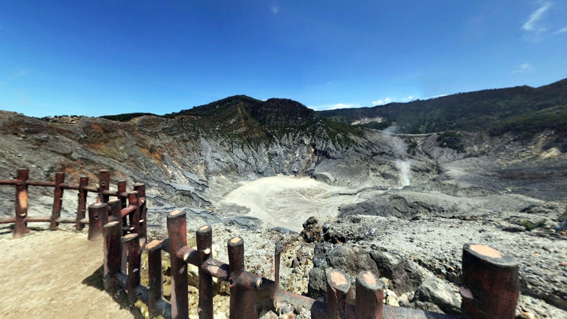 Tangkuban Perahu