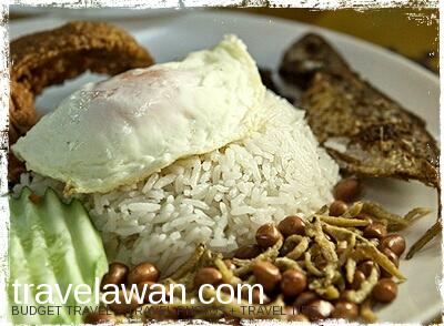 Kuliner Singapura, Antre Untuk Nikmati Ponggol Nasi Lemak, Travelawan