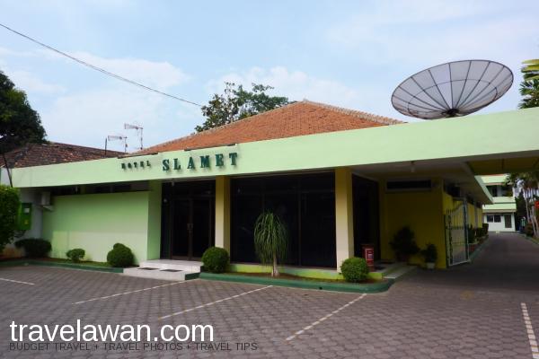 Hotel Murah Kota Cirebon, Dekat Stasiun Kereta Kejaksan, Travelawan